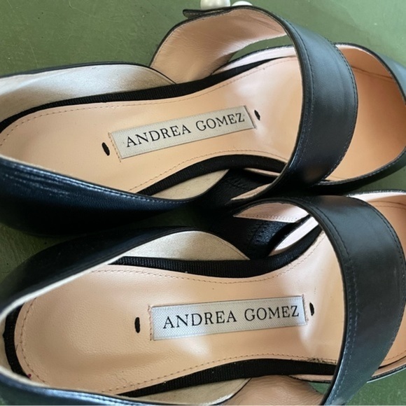 NWT Andrea Gomez DAKOTA Ballet Flat Mary Janes in Black Leather with Pearl Deco - Picture 5 of 12